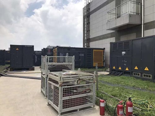 白云矿区除了定期检查，还有哪些方法可以及时发现接触式转速表探头的磨损？