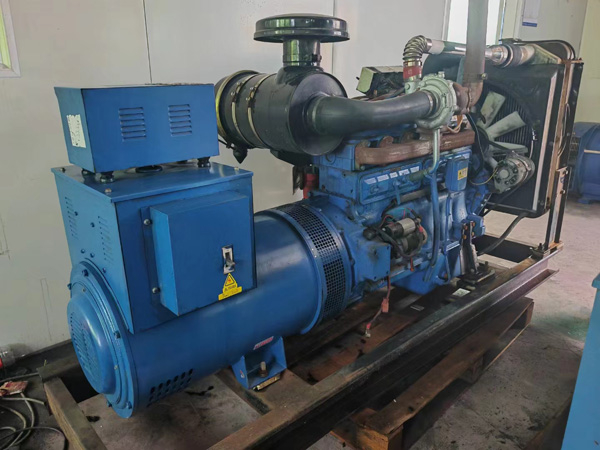 白云矿区100kW柴油发电机组使用多级机油有哪些优缺点？